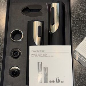 Brookstone Black and Silver Wine Accessory Set